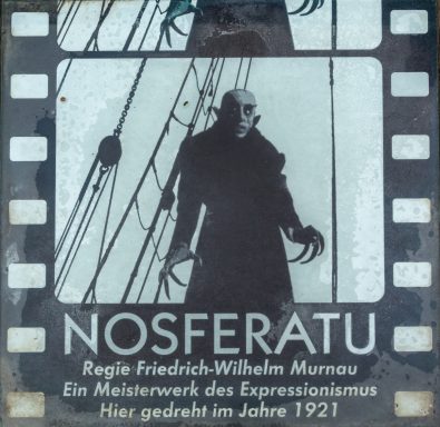 Cartel de la película "Nosferatu" de 1921, dirigida por Friedrich Wilhelm Murnau.